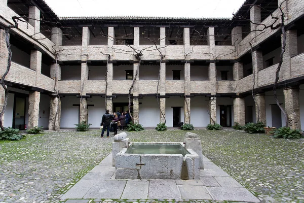 Corral del carbon in granada, großer Schatz der maurischen Peripherie — Stockfoto