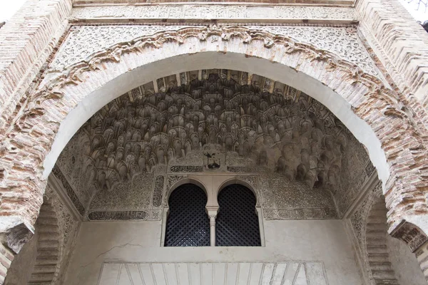 Corral del Carbon en Granada, gran tesoro del peri morisco — Foto de Stock
