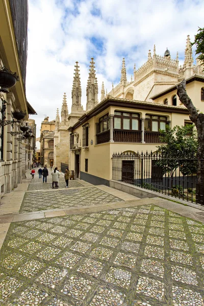 Den berömda katedralen i Granada, Andalusien, Spanien — Stockfoto