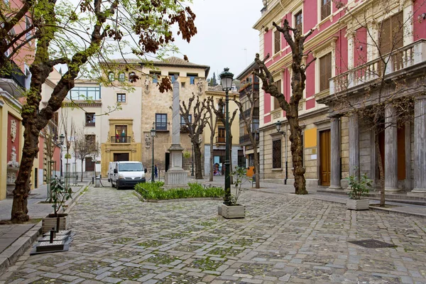 Plaza del Padre Suarez in Granada — Stockfoto