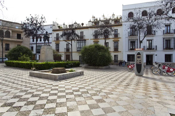 En vacker utsikt över Plaza de Pilatos i Sevilla — Stockfoto