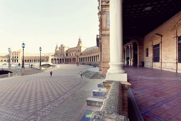 En vacker utsikt över spanska torget, Plaza de Espana, i Sevilla — Stockfoto