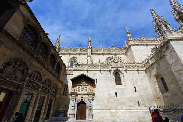 Kuuluisa katedraali Granadassa, Andalusiassa — kuvapankkivalokuva