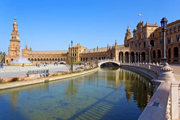 Una hermosa vista de la Plaza de España, en Sevilla — Foto de Stock