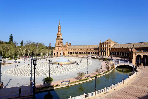 Una hermosa vista de la Plaza de España, en Sevilla —  Fotos de Stock