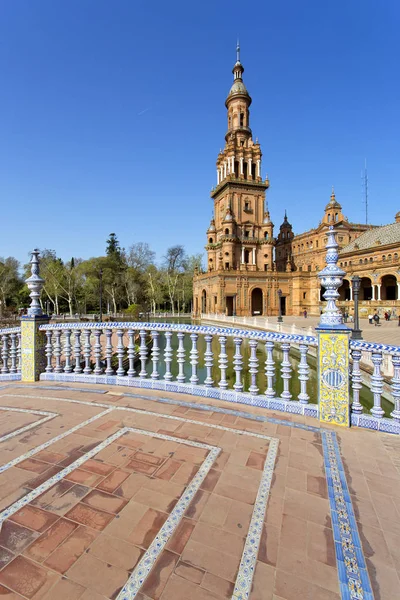 Krásný výhled na španělské náměstí Plaza de Espana, v Seville — Stock fotografie