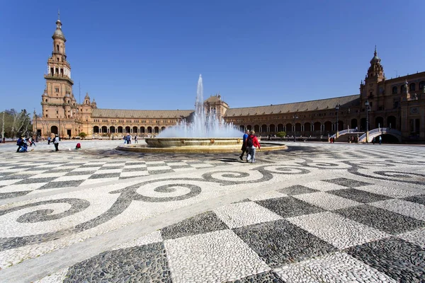 Όμορφη θέα ισπανική πλατεία Plaza de Espana, για: Σεβίλλη — Φωτογραφία Αρχείου