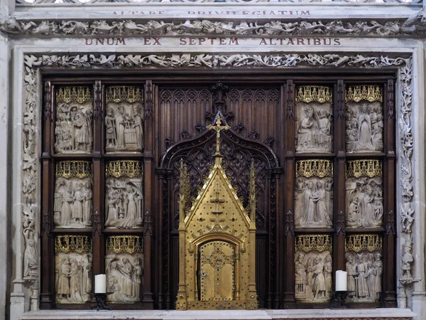 Bordeaux, Gironde/Frankrijk-20 september: Heilige wijn en brood — Stockfoto