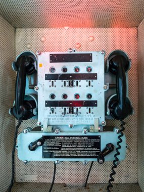 Londra/İngiltere - Eylül 12: Telefon Hms Belfast üzerindeki denetimi kutusunu 