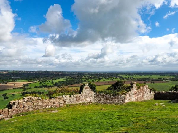 Beeston, cheshire / uk - september 16: antike ruinen von beeston — Stockfoto