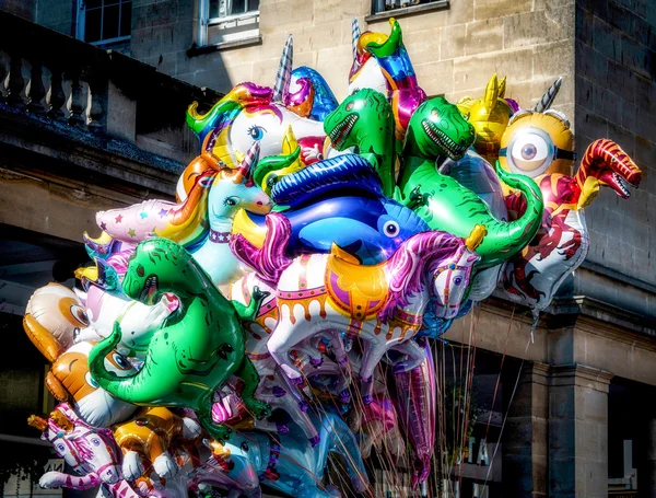 BATH, SOMERSET/UK - OCTOBER 02 : Ballons for Sale in Bath Somers — Stock Photo, Image