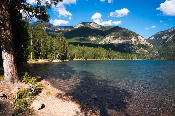 Piękny widok na jezioro Holland w Montana — Zdjęcie stockowe