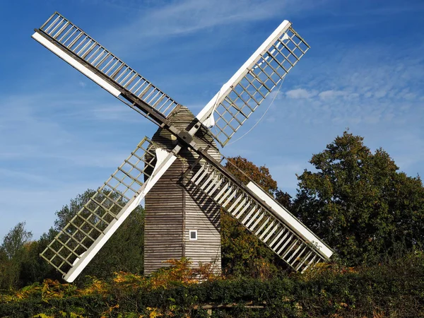 Nutley East Sussex'deki / / Uk - 31 Ekim: Nutley Windmill görünümünü — Stok fotoğraf