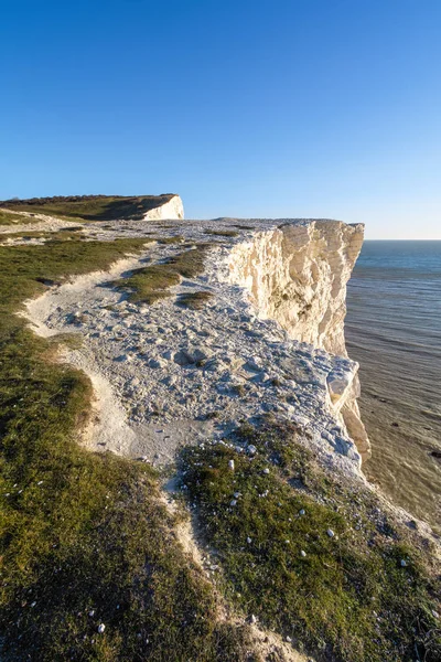 Vita klippor på Seaford huvud — Stockfoto