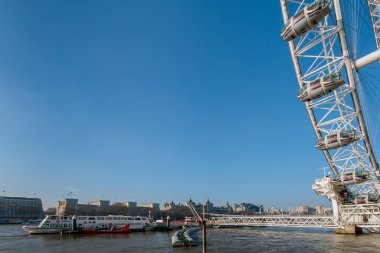 Londra/İngiltere - Şubat 13: Londra'daki London Eye görünümü Fe '