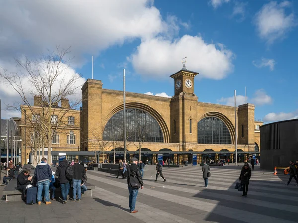 ЛОНДОН / Великобритания - 24 февраля: Kings Cross Station в Лондоне на Фебру — стоковое фото