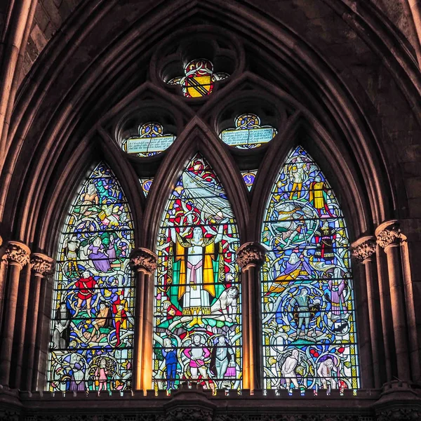 Londen/Verenigd Koninkrijk - 24 februari: Interieur bekijken van Southwark Cathedral ik — Stockfoto