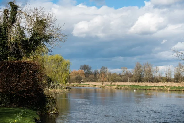 Vista do Rio Teste em Hampshire — Fotografia de Stock