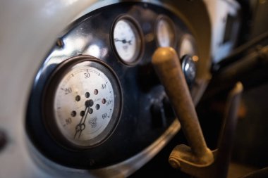 Bourton On Water, Gloucestershire/Uk - 24 Mart: Kokpit