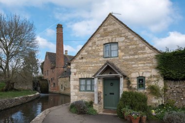 Lower Slaughter, Gloucestershire/Uk - 24 Mart: Doğal görünümünü 