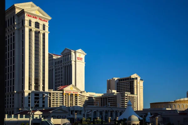 Las Vegas, Nevada/Usa - 1 augusti: Visa av Caesars Palace på su — Stockfoto
