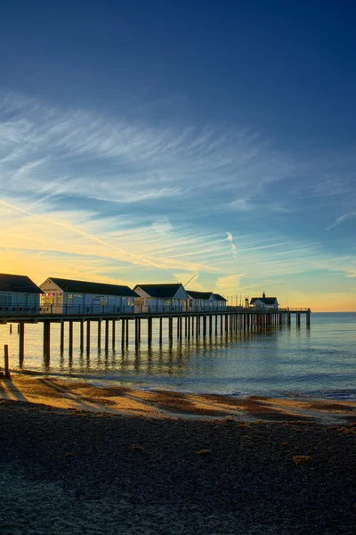 Southwold, Suffolk/Velká Británie – 24. května: Východ slunce nad Southwold Pier Suf — Stock fotografie