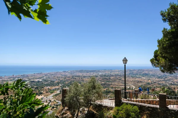 Mijas, Andalusie/Španělsko - 3. července: Pohled z Mijas v Andalusii — Stock fotografie