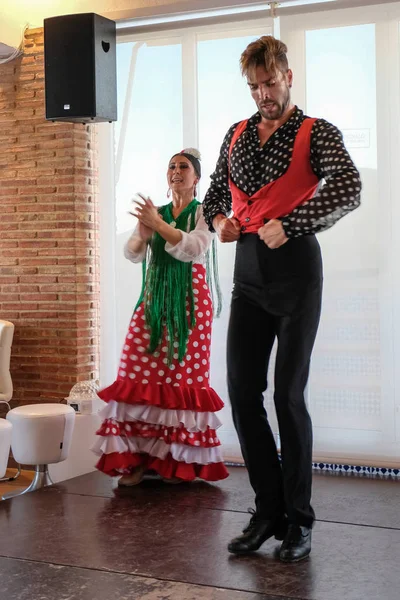 CALAHONDA, ANDALUCIA / ESPANJA - HEINÄKUU 3: Flamenco Tanssi Calahossa — kuvapankkivalokuva