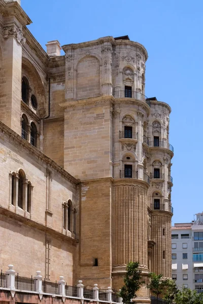 Malaga, Andalusie/Španělsko - 5. července: Pohled směrem ke katedrále — Stock fotografie