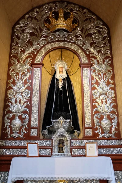 Marbella, Andalusië/Spanje - 6 juli: altaar in de kerk van de E — Stockfoto