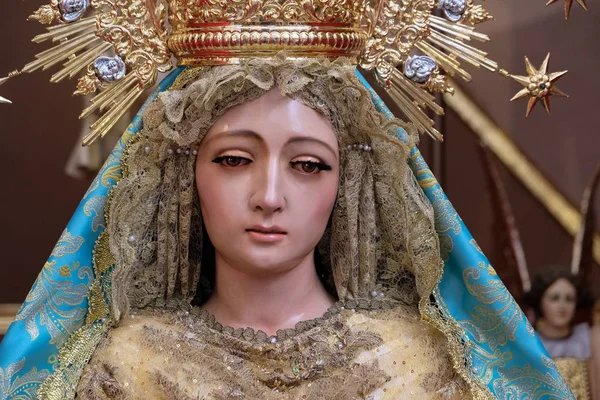 Marbella, Andalusië/Spanje - 6 juli: Standbeeld van de Madonna in th — Stockfoto