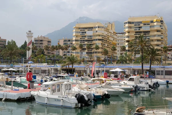 PUERTO BANUS, ANDALUCIA / SPAIN - JULY 6: View of the Harbour in — стоковое фото