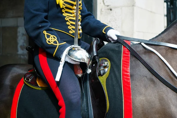 LONDRA - 30 LUGLIO: Artiglieria a cavallo reale delle truppe dei re a Whitehal — Foto Stock