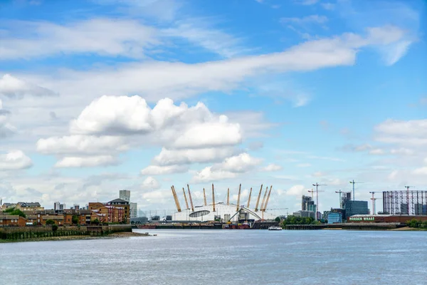 LONDRES - 30 JUILLET : Vue du bâtiment O2 à Londres le 30 juillet , — Photo