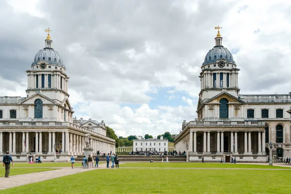 LONDON - JULY 30 : View of the Greenwich Maritime Museum in Lond — Stock Photo, Image