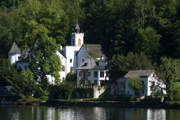 HALLSTATT, SALZKAMMERGUT / AUSTRIA - 14 DE SEPTIEMBRE: Vista del castillo — Foto de Stock