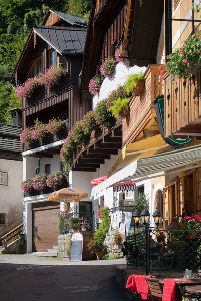 Hallstatt, Salzkammergut/Österrike - 14 September: färgglada Pin — Stockfoto