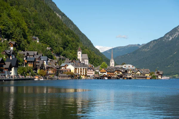 HALLSTATT, SALZKAMMERGUT / AUSTRIA - 14 DE SEPTIEMBRE: Vista de los salones —  Fotos de Stock