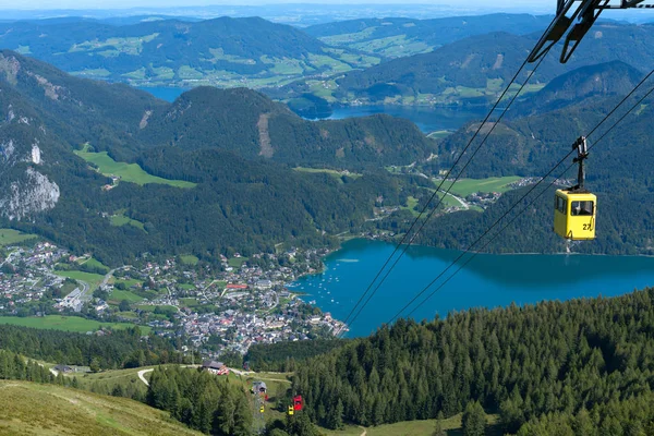 ST GILGEN, SALZBURG / ÁUSTRIA - SETEMBRO 15: Monte Zwolferhorn — Fotografia de Stock