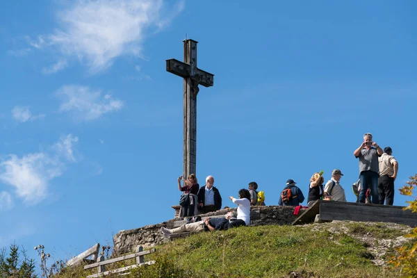 ST GILGEN, SALZBURG / AUSTRIA - SETTEMBRE 15: Persone che vedono il — Foto Stock