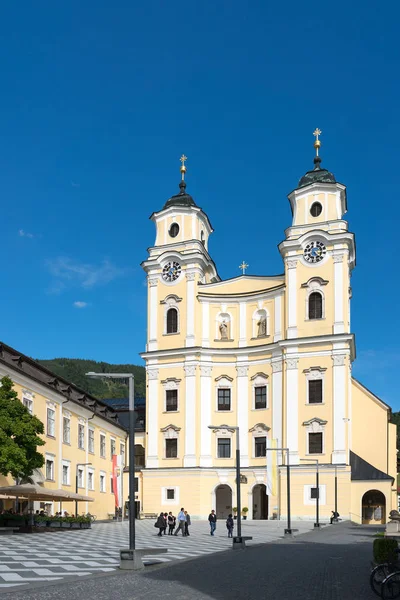 MONDSEE UPPER AUSTRIA / AUSTRIA - 15 сентября: The Collegiate C — стоковое фото