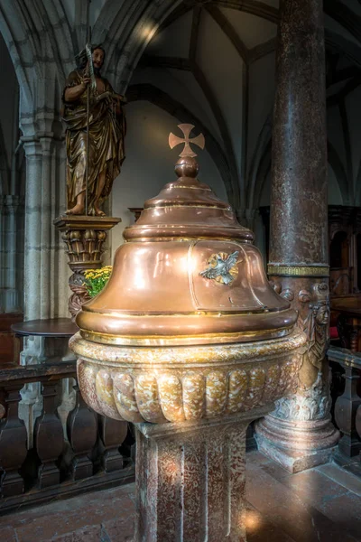 Cesky Krumlov, Bohemia/Çek Cumhuriyeti - 17 Eylül: Yazı tipi s — Stok fotoğraf