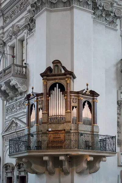 Salzburg / austria - 19. september: blick auf eine orgel in salzburg — Stockfoto