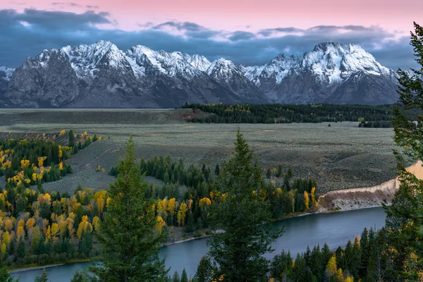 Autunno Alba lungo il fiume Snake — Foto Stock