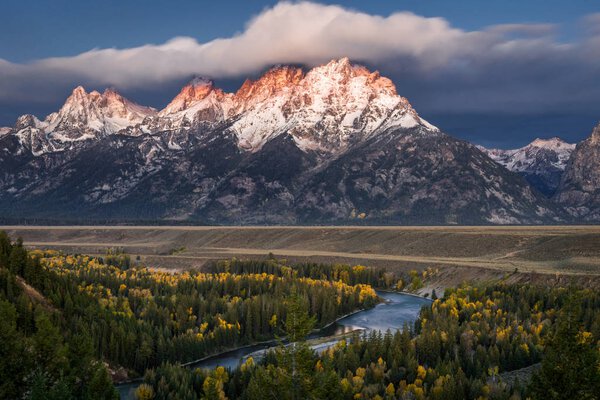 View of the Grand Tetons from the Snake River Overlook