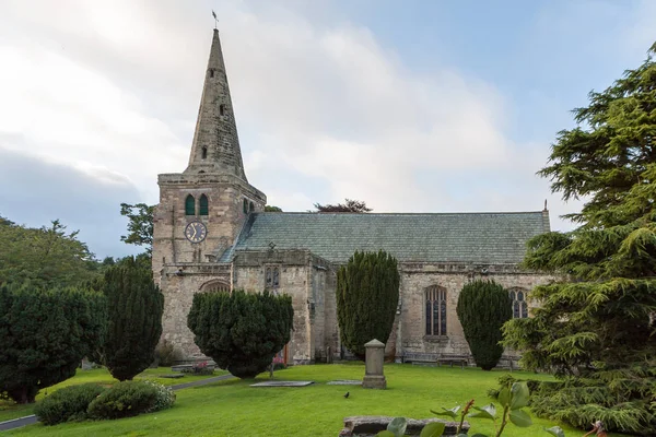 WARKWORTH NORTHUMBERLAND / UK - 14 AGOSTO: Chiesa di San Lorenzo — Foto Stock