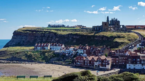 WHITBY, NORTH YORKSHIRE/UK - AUGUST 22 : View of Whitby North Yo — Stock Photo, Image