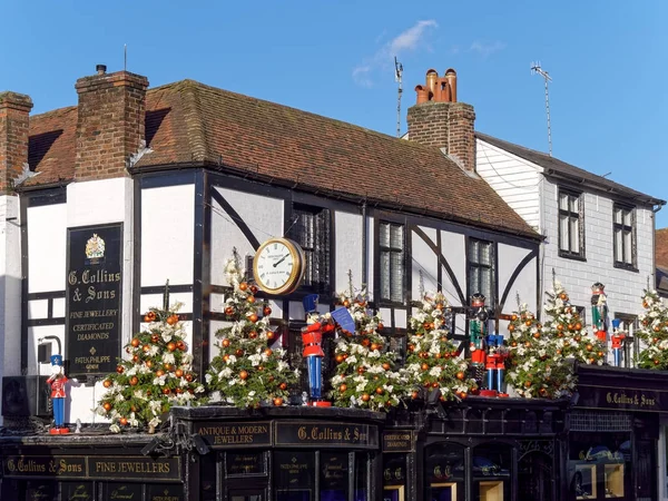 TUNBRIDGE WELLS, KENT/UK - JANUARY 5 : Christmas Display in Roya — Stock Photo, Image