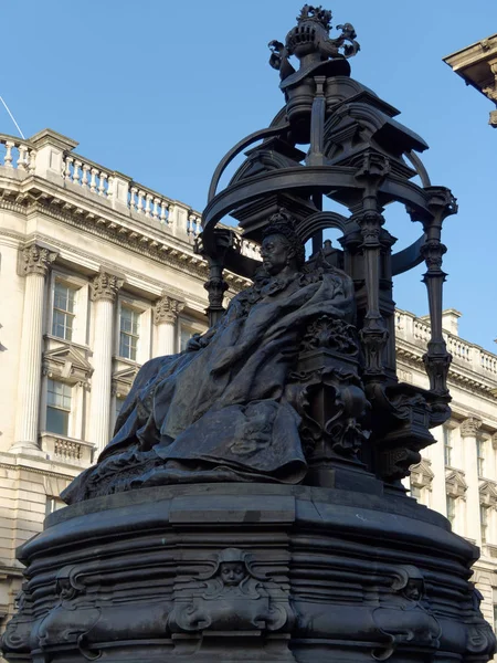 NEWCASTLE UPON TYNE, TYNE AND WEAR / UK - ENERO 20: Estatua de Q — Foto de Stock
