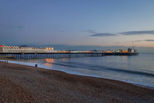 Brighton, East Sussex/Velká Británie – 26. ledna: Pohled na Brighton Pier v — Stock fotografie